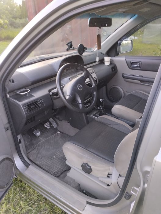 Ніссан Х Trail T30.   2,2 дизель 2003 механіка