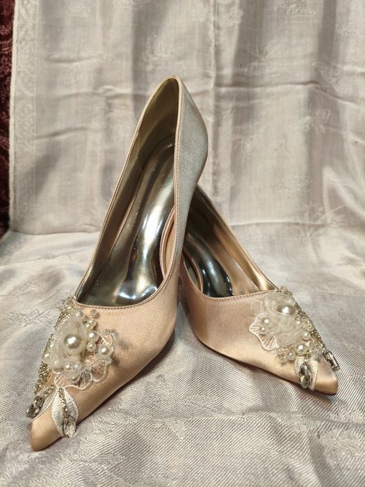 Туфлі жіночі весільні 42