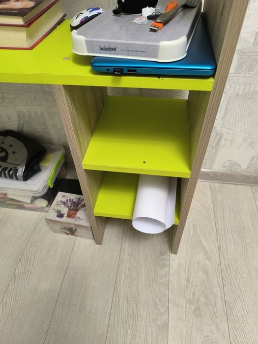 Шкільний стелаж, полка, шкаф