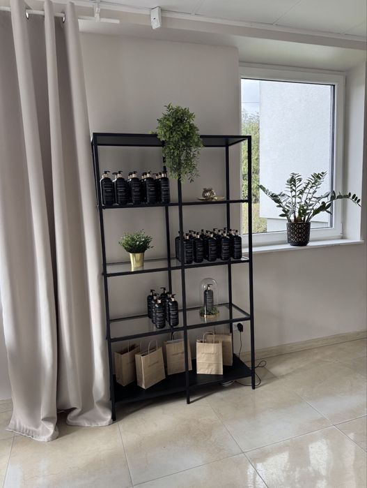 Regał IKEA Vittsjö