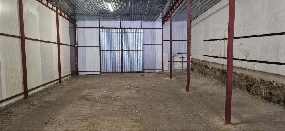 Magazyn beskidzka 200 metrow plus plac