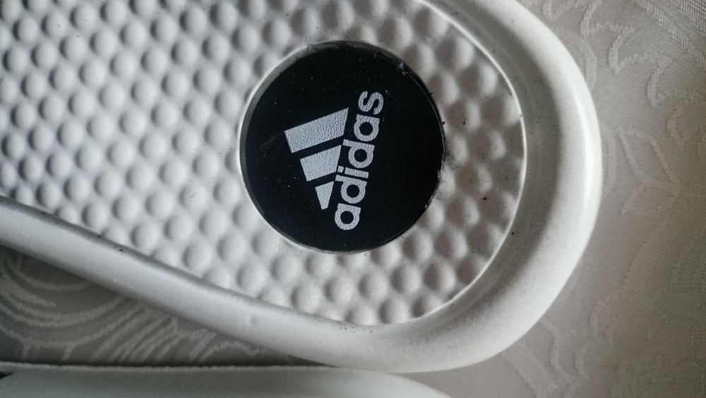Klapki adidas nowe