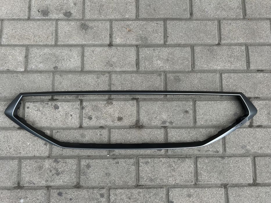 Ramka Grilla Atrapy Seat Leon IV 20r- oryginał