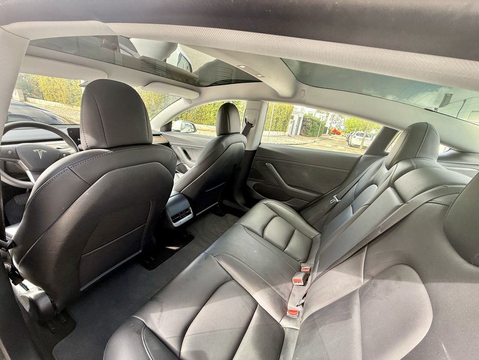 Tesla Model 3 12/2022 Standard Range Plus - 112.833 km
