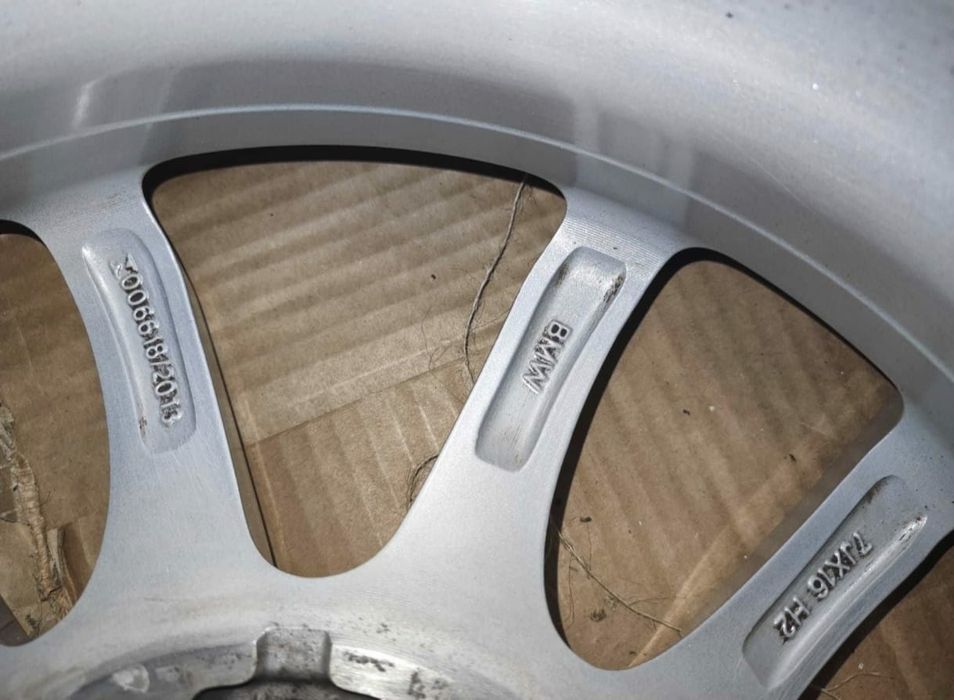 Conjunto de jantes BMW 16