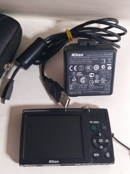 Фотоапарат Nikon Coolpix S2500