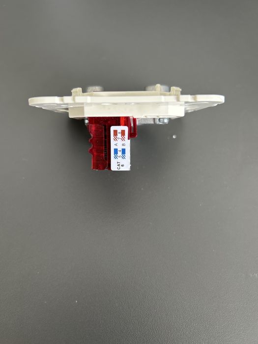 Efapel Tomada mista R+TV+RJ45 Cat6 UTP