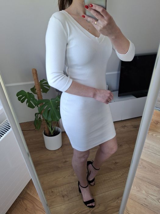 Rozmiar XS S, Lila Lou biała prążkowana sukienka, dopasowana obcisła