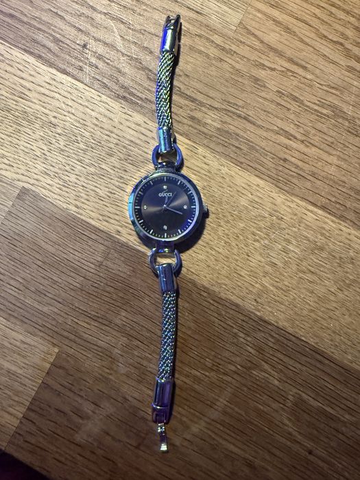 Zegarek damski Gucci, używany, bateria do wymiany