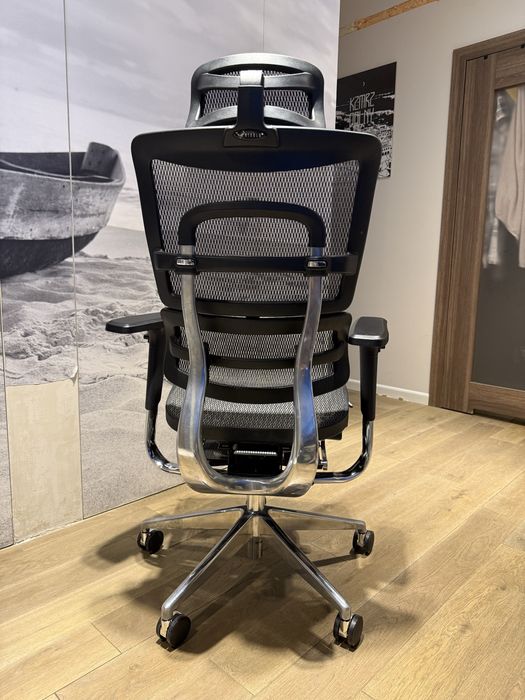 Fotel biurowy Diablo Chairs V-Master czarny