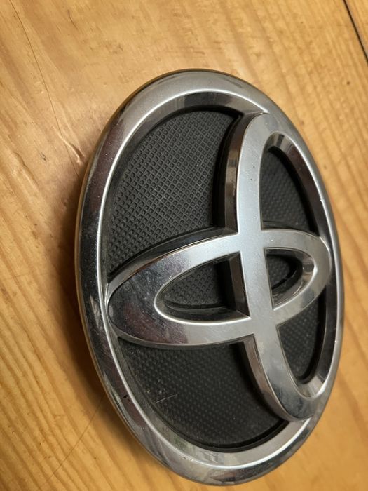 Емблема Toyota .75310-02050