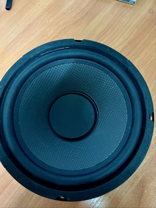 Динаміки  низькочастотні