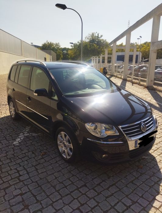 Volkswagen Touran — fotografia 2