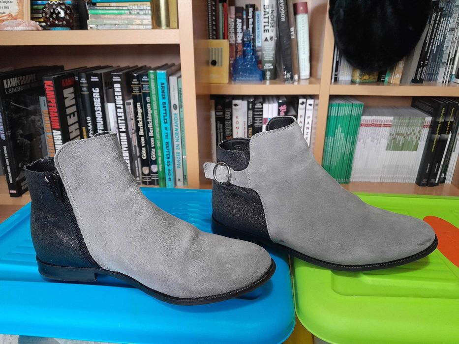 Botas de cano baixo, tam. 37