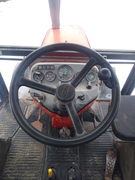 Ciągnik rolniczy zetor 5320