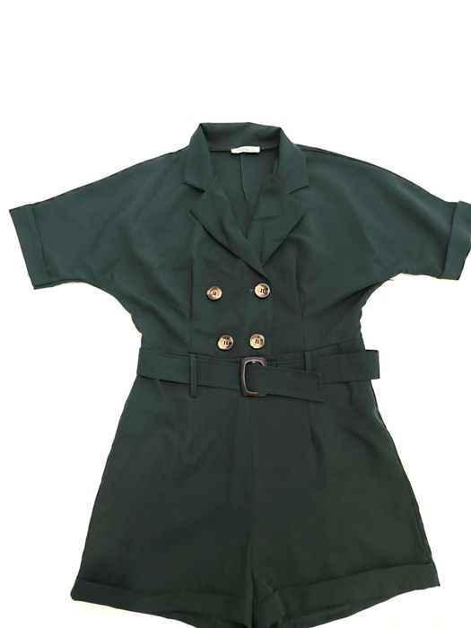 Macacão verde escuro