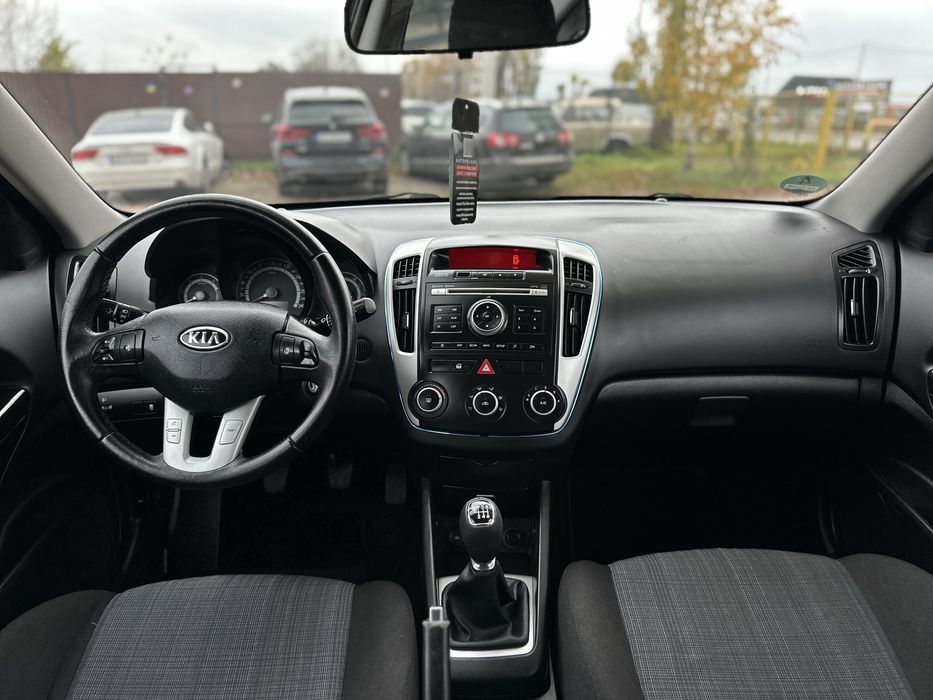 Продам Kia Ceed 2009
