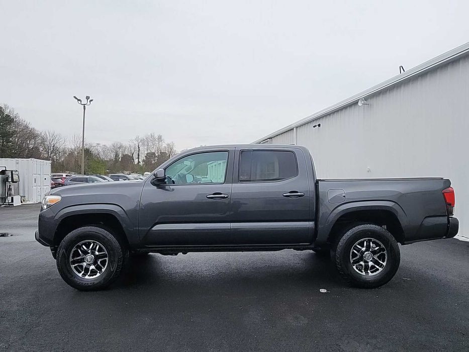 Toyota Tacoma SR V6      2019