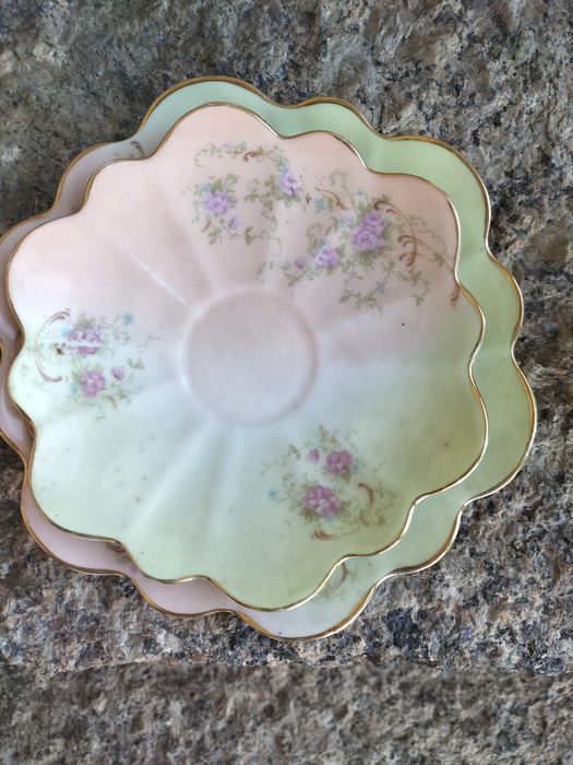 Cup and Plate Collection423545521371893765