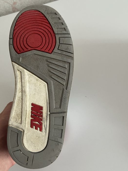 Оригінальні jordan 3 retro fire red