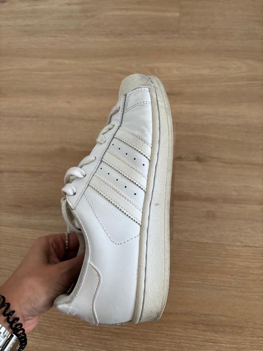 Adidas superstar brancas
