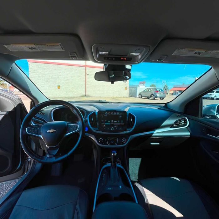 Chevrolet Volt LT      2017
