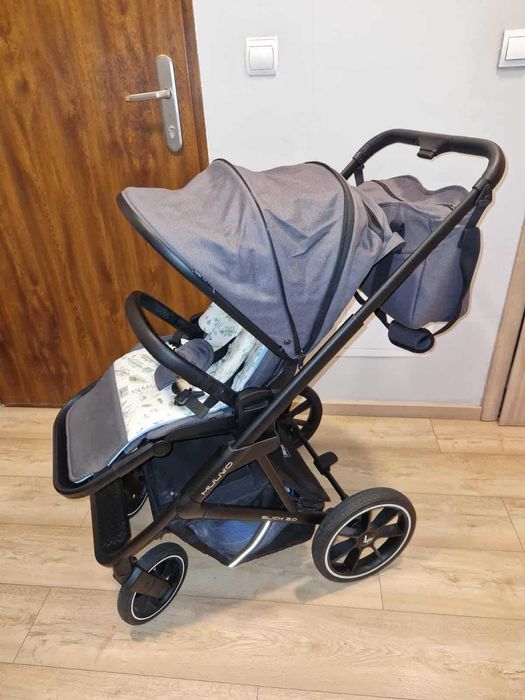 Wózek Muuvo Slick 2.0 spacerówka + gondola