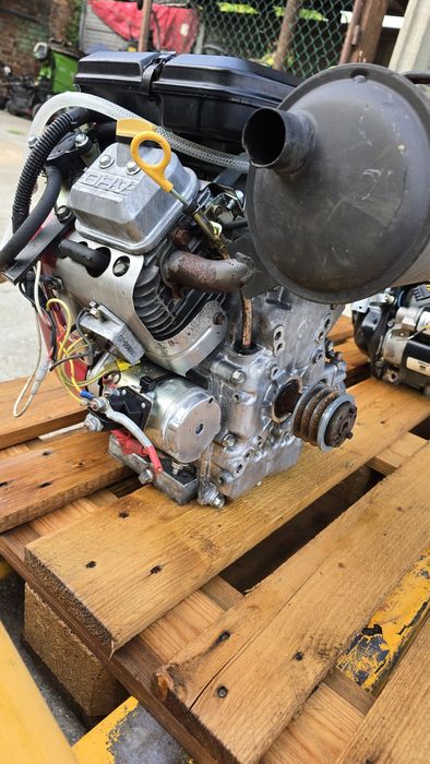 Silnik briggs vanguard 23hp