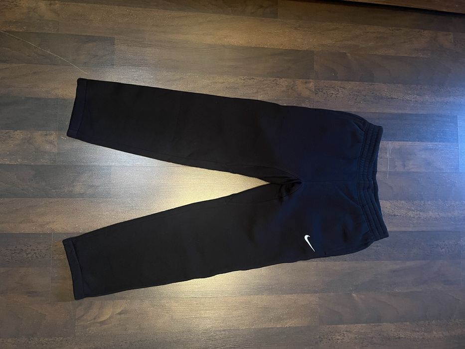 Spodnie dresowe Nike nowe