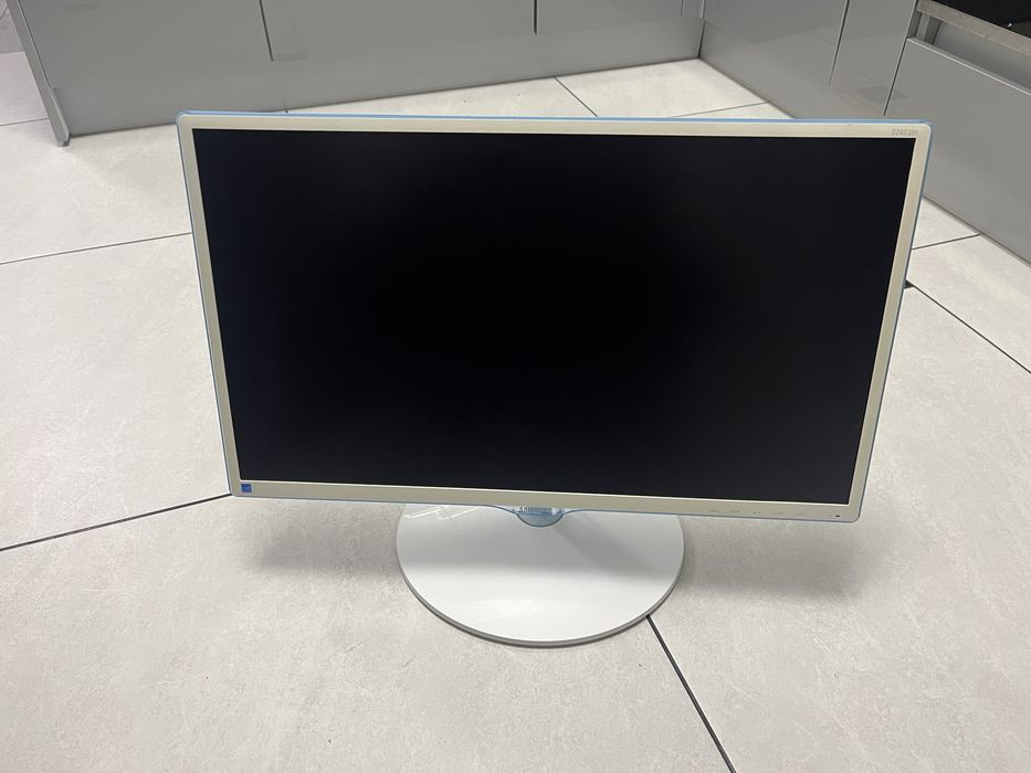 Монітор Samsung S24D391HL