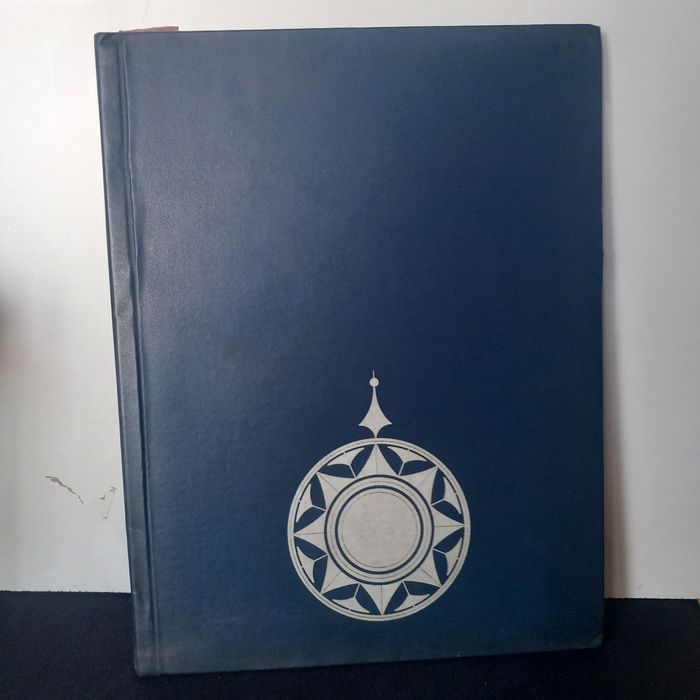 Livro " Novo Atlas Escolar Português "