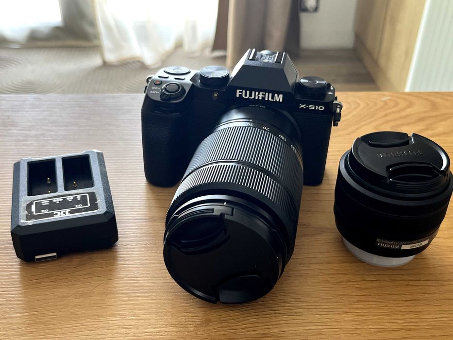 Fujifilm X-S10 + Objectiva FUJIFILM XC 50-230mm f/4.5-6.7 OIS II + Fujifilm XC 15-45mm f/3.5-5.6 OIS PZ