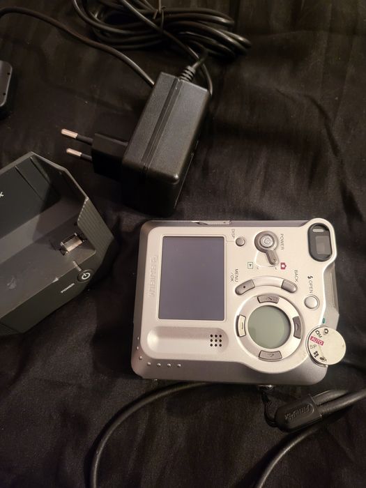 Aparat kamera fujifilm 6800  finepix komplet