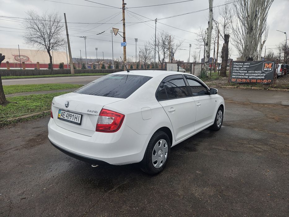 Продам Skoda Rapid 2013  110т.км