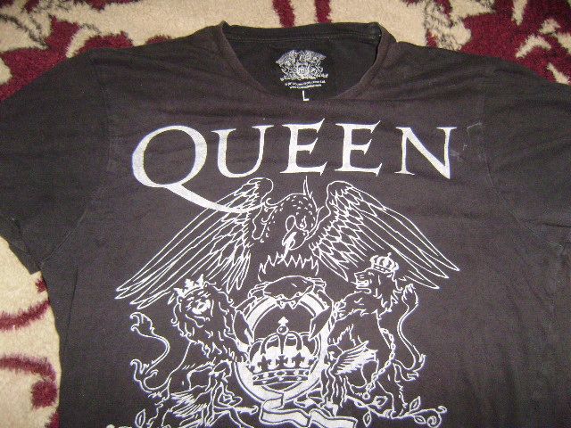 The Beatles.. Oueen.Guns /n/Roses..Axel Ride Pell