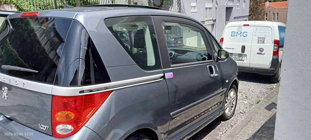 Carro econômico e em bom estado