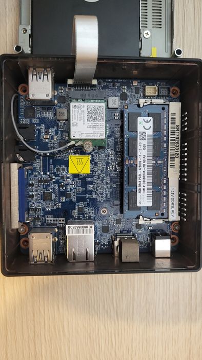 Mini PC Gigabyte briw bace 3160