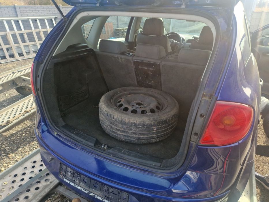Seat altea LS5S granatowy metalik silnik 1.6mpi maska blotnik 5drzwi