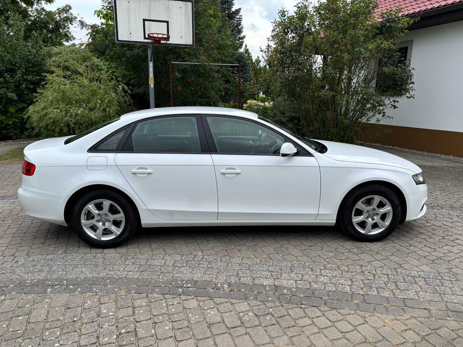 AUDI A4 B8 2.0 TDI 2009 SEDAN 170 KM