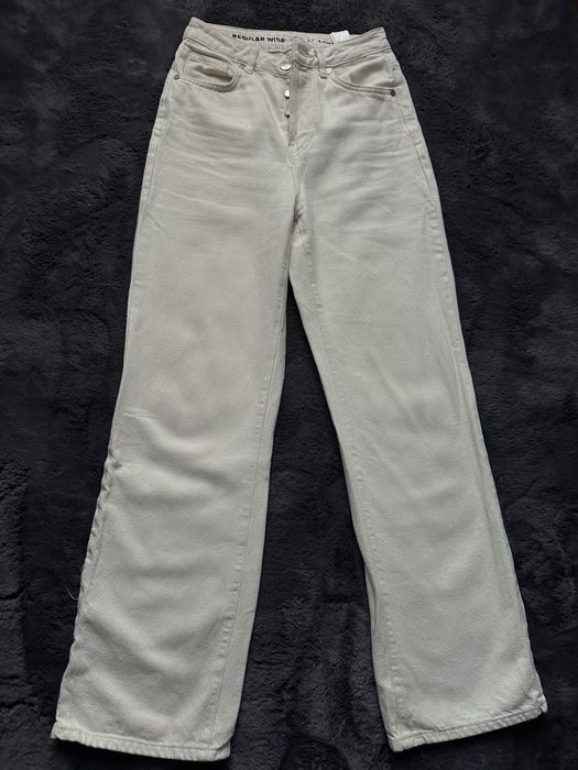 Джинси прямі розмір 27 молочно білі