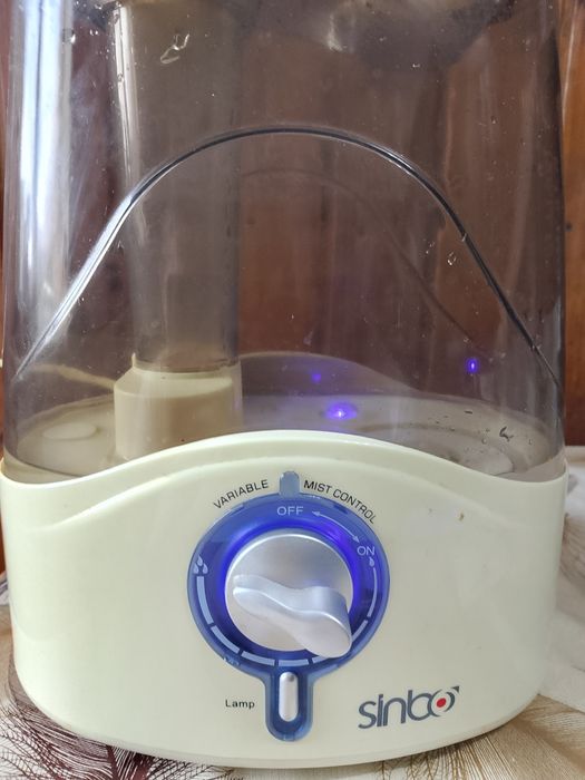 Продам зволожувач повітря Sinbo