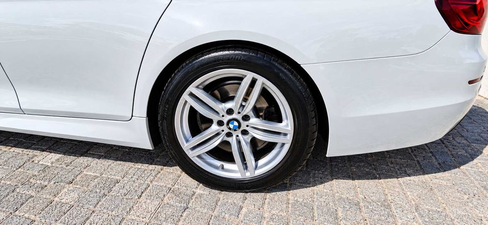 BMW 520d Touring Pack M – Caixa Automática – Pele
