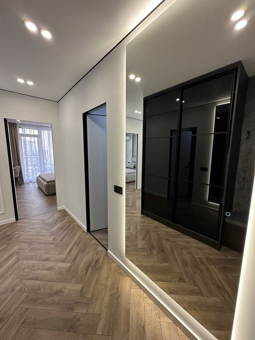 Продається дизайнерська 3 км квартира площа 90м2