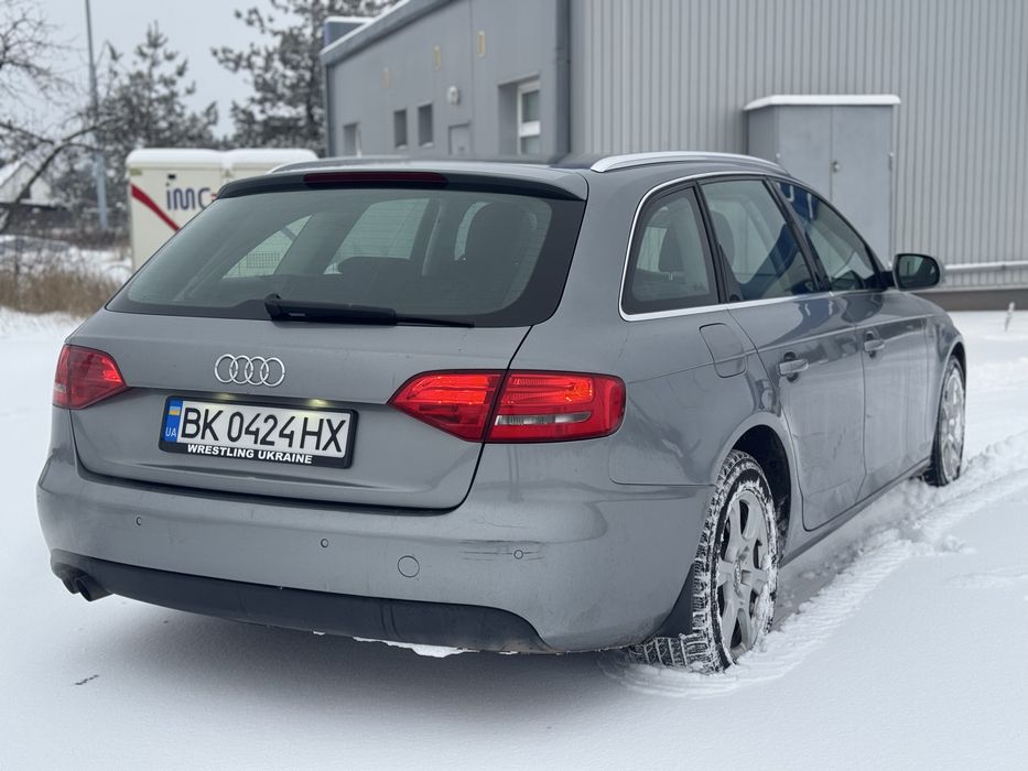 Audi A4b8 2010 2.0TDI АКПП