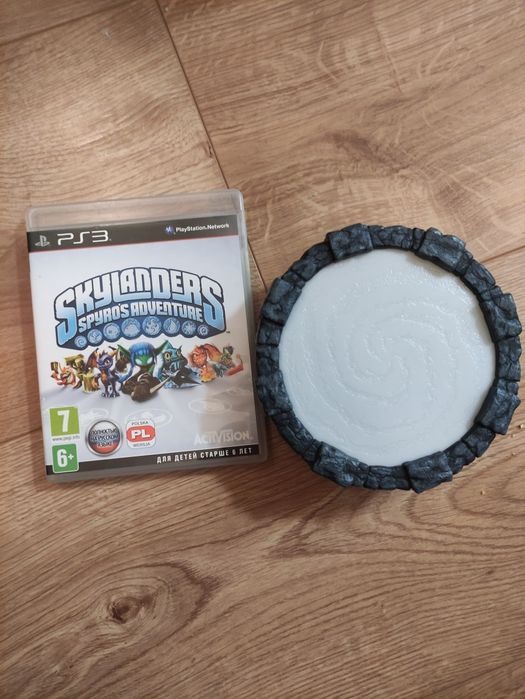 Sprzedam grę Skylanders wraz z podstawką