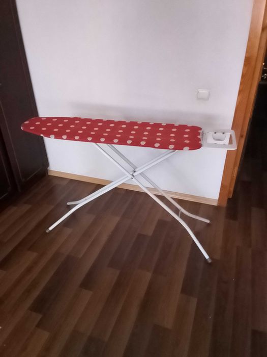 прасувальна дошка