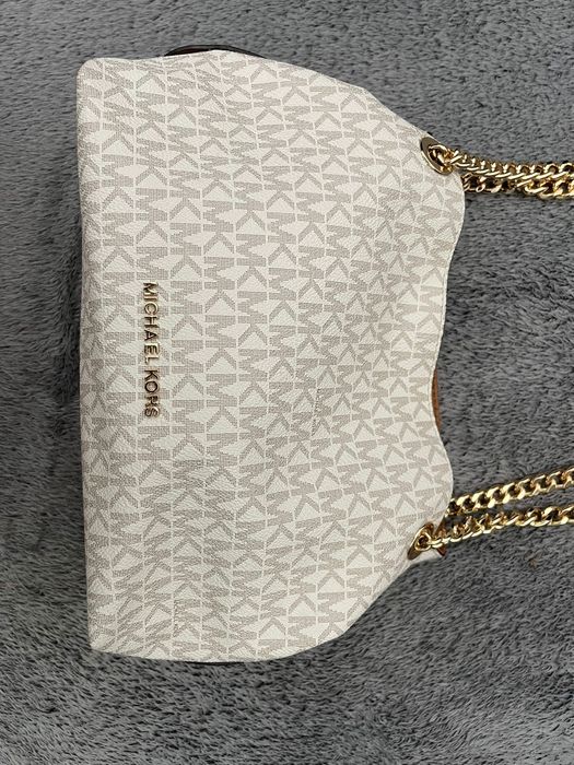 Mala Michael Kors