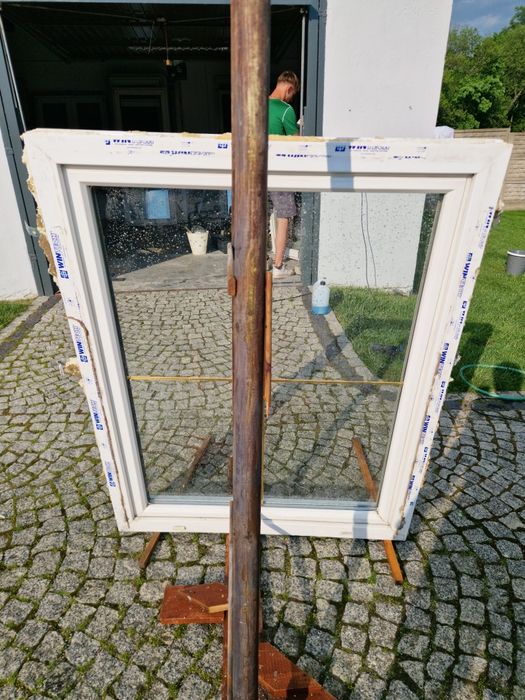 Witryna 84x153_127x143 okno fix  pcv