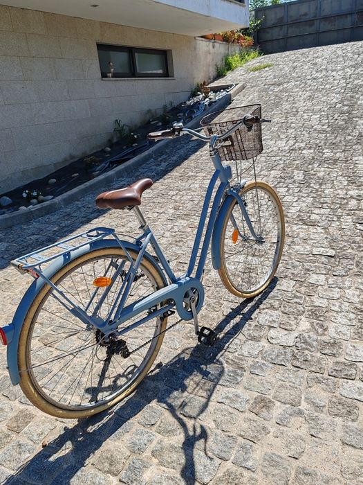 Bicicleta semi nova Decathlon Mulher