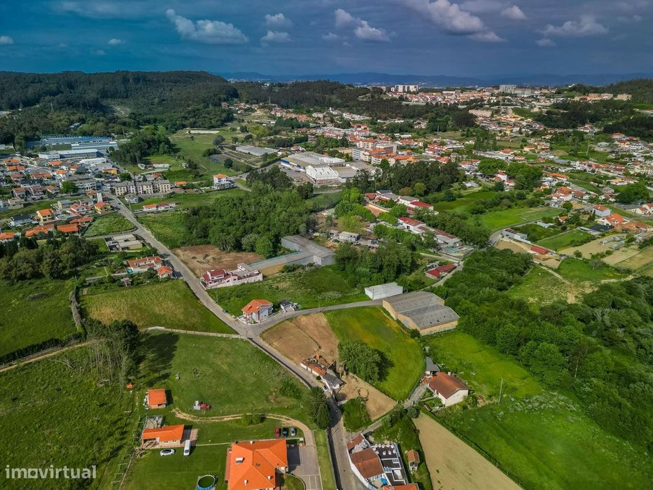 PLOT OF LAND – 2,742 m², Rua Pousada – Perosinho – Vila Nova de Gaia
